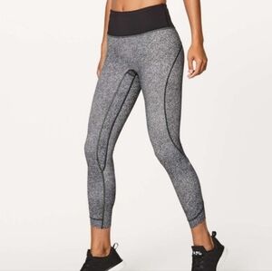 Lululemon Athletica Run The Day Legging SzS Gray/Black Crop Lightweight